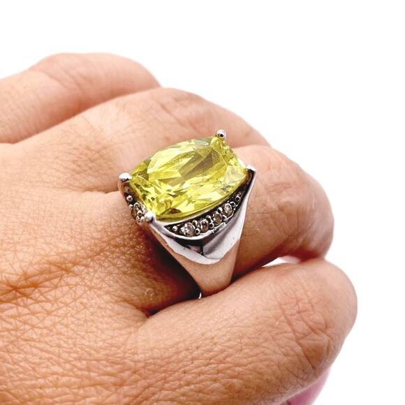 Sterling Silver and Lemon Citrine Stone Cocktail Ring 7” - Picture 8 of 8